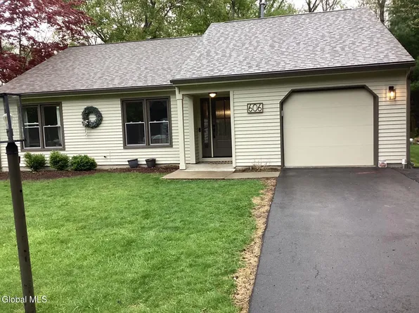 606 Top Ridge Drive, Albany, NY 12203