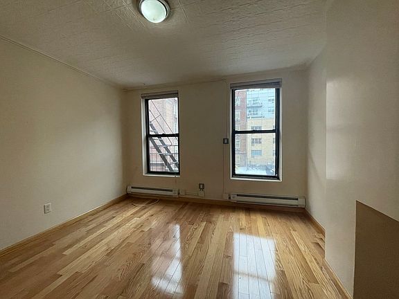 2nd image of 38 Ludlow St #8