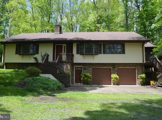 11 Poor Farm Rd, Pennington, NJ 08534