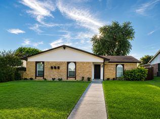 1037 Nancy Ln, Lancaster, TX 75134