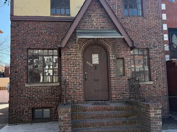 5204 Fairview Terrace image 1 of 6