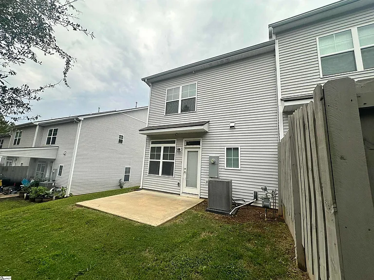 19 Jaycee Ct — Photo 17