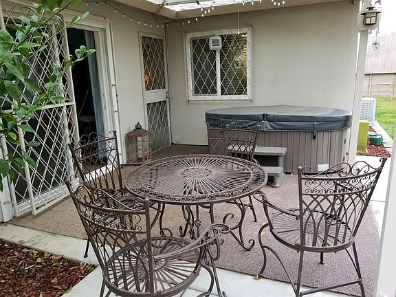 5th image of 6916 Woodside Dr