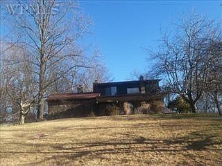 2nd image of 7 Upland Ln