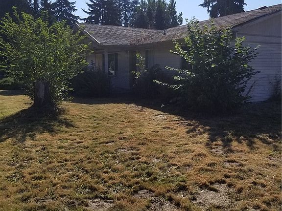 2nd image of 1700 Fairhaven Ave