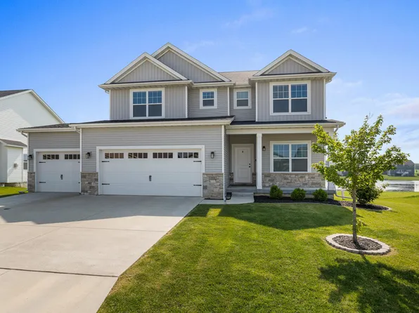 1916 Roseland Dr, Mahomet, IL 61853