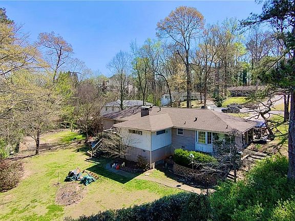 3rd image of 2368 Academy Ct NE