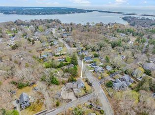 134 School St, Barnstable, MA 02630
