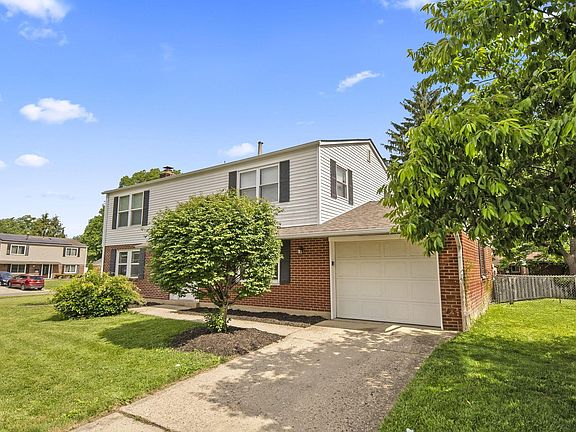 5th image of 6784 Laird Ave