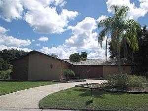 1st image of 104 Rubens Dr