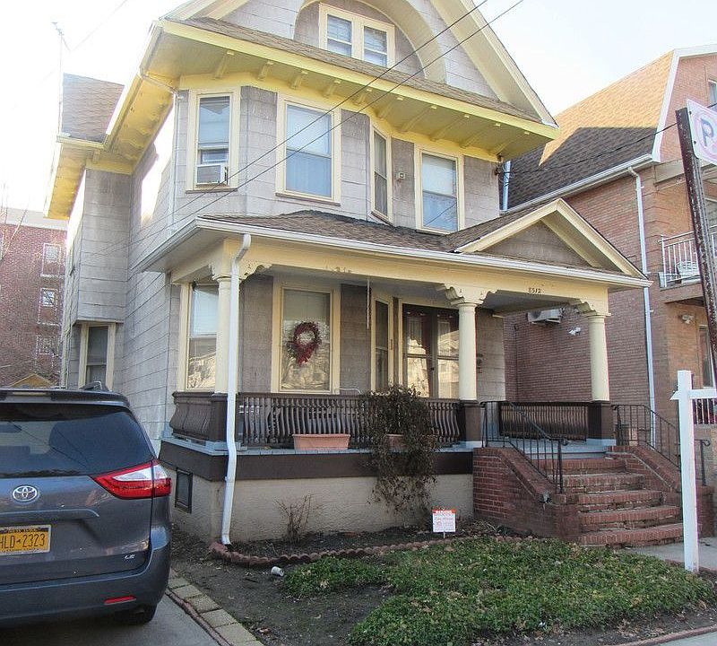 1st image of 8512 121st St