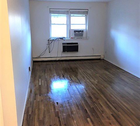 2nd image of 2597 38th St APT 1