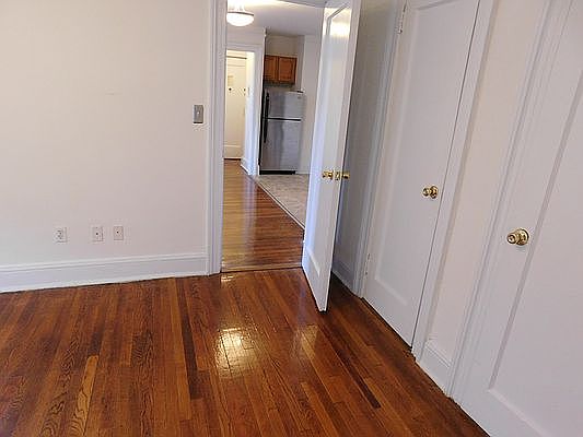 5th image of 3215 35th St #B3
