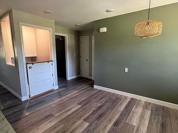 5th image of 3405 Balboa Ln #A