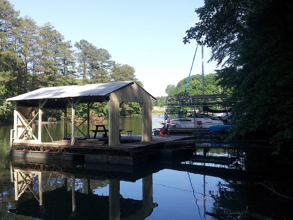 Single Slip Dock