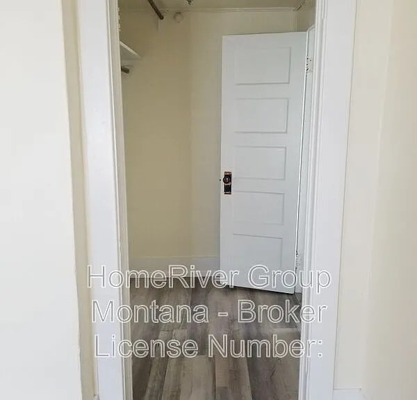 334 W Alder St #2 — Photo 7