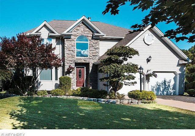 1st image of 36320 Sandy Knoll Dr