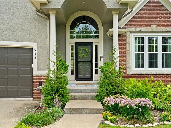 3rd image of 5427 W 161st Ter