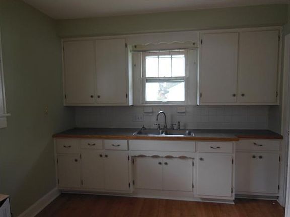 5th image of 2744 S Barth Ave
