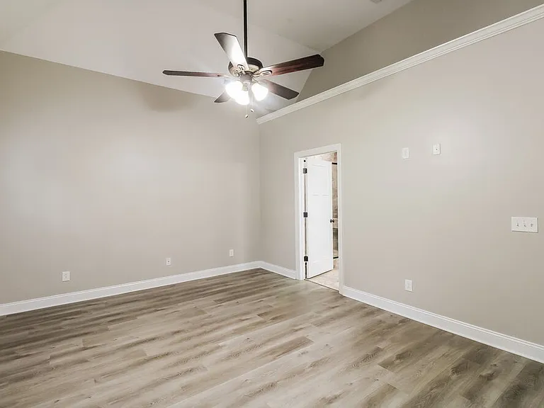2640 Candlewick Ct — Photo 11