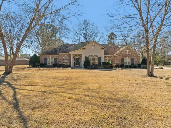 1609 Clearview Cir, Columbia, MS 39429