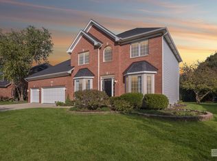 5308 Bundle Flower Ct, Naperville, IL 60564