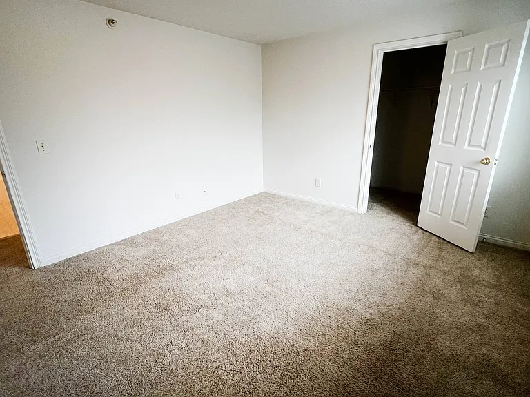 Walton Ridge Apartments — Photo 38