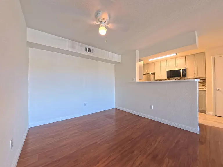 8101 W Flamingo Rd #2013 — Photo 5