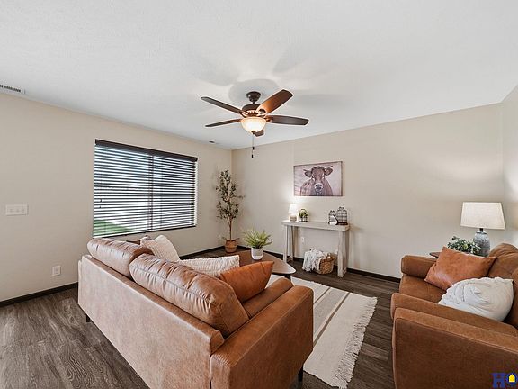 4th image of 5969 Mad Creek Pl