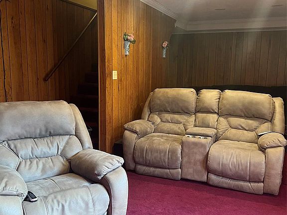 5th image of 4130 Oak Forest Dr