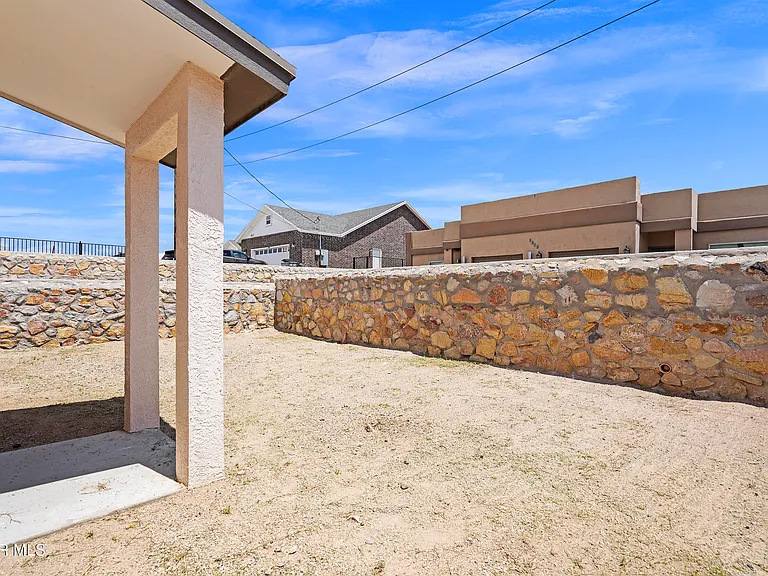 8804 Eclipse St #B — Photo 29