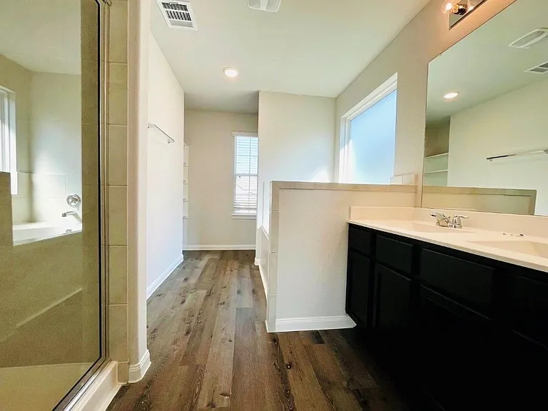 4818 Blue Jacaranda Way — Photo 7