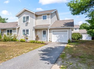 33 Guadalcanal Dr #33, Brunswick, ME 04011