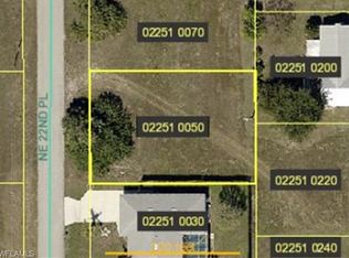 2423 NE 22nd Pl, Cape Coral, FL 33909