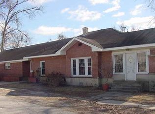 521 N 3rd St, Paragould, AR 72450