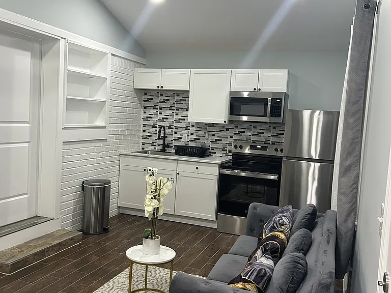 8323 Tudor Dr — Photo 9
