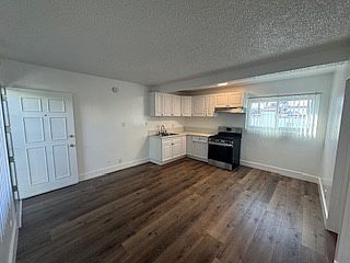 2nd image of 1447 W 103rd St #7