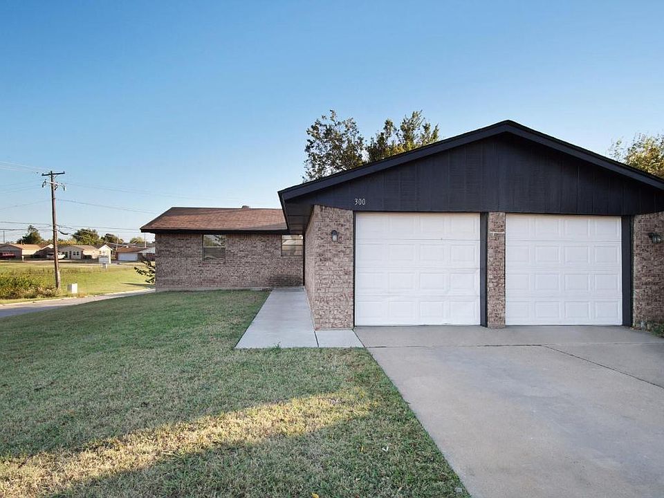 300 NW 89th St, Oklahoma City, OK 73114 Zillow