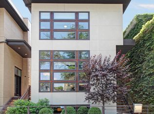 1941 W Race Ave, Chicago, IL 60622