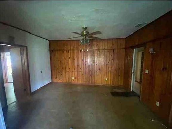 Additional Living Room