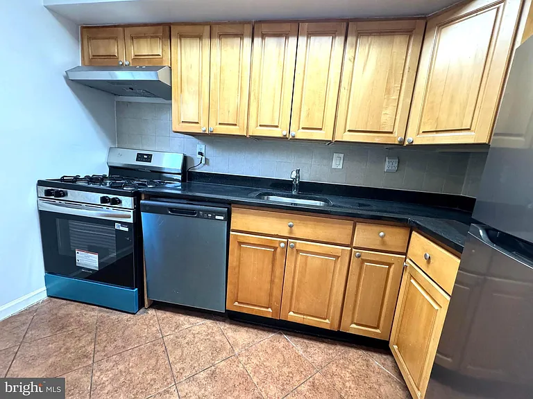 11109 Littlebrook Ln — Photo 7
