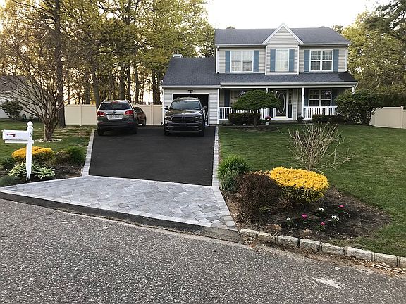 5th image of 5 Beach Plum Ln