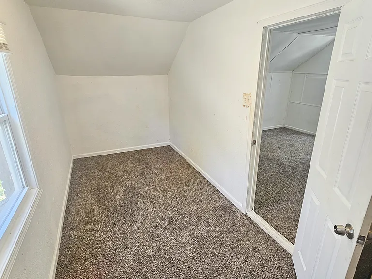 14575 Strathmoor St — Photo 10