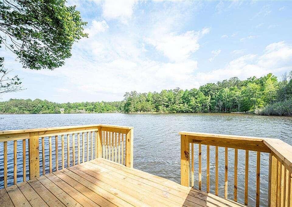 1st image of 127 Brushy Creek Ln
