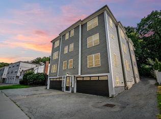 829 Lagrange St UNIT 4, Boston, MA 02132