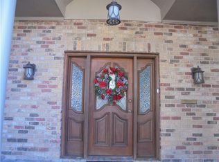 160 Commerce St, Gretna, LA 70056