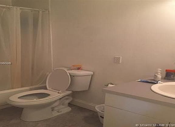 2nd image of 4005 N University Dr #210