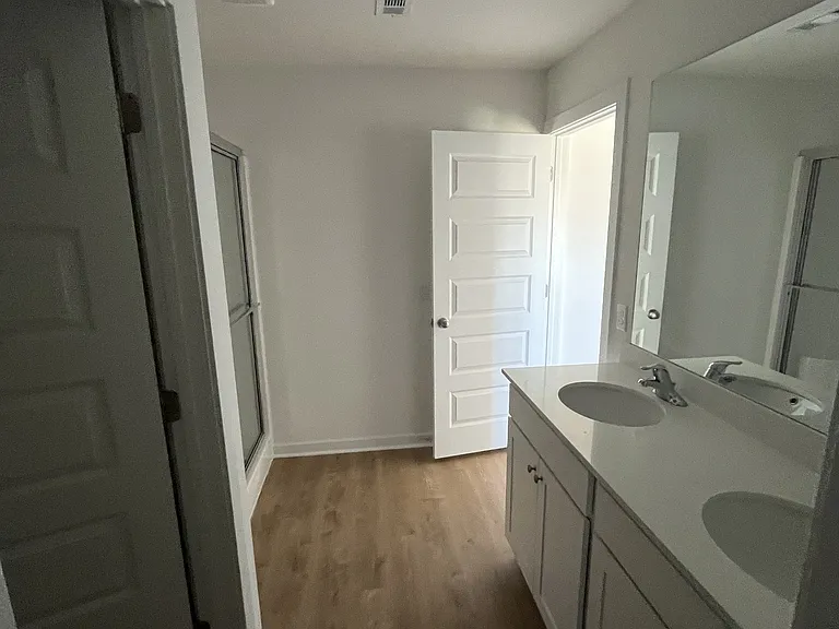 573 Arizona St — Photo 10