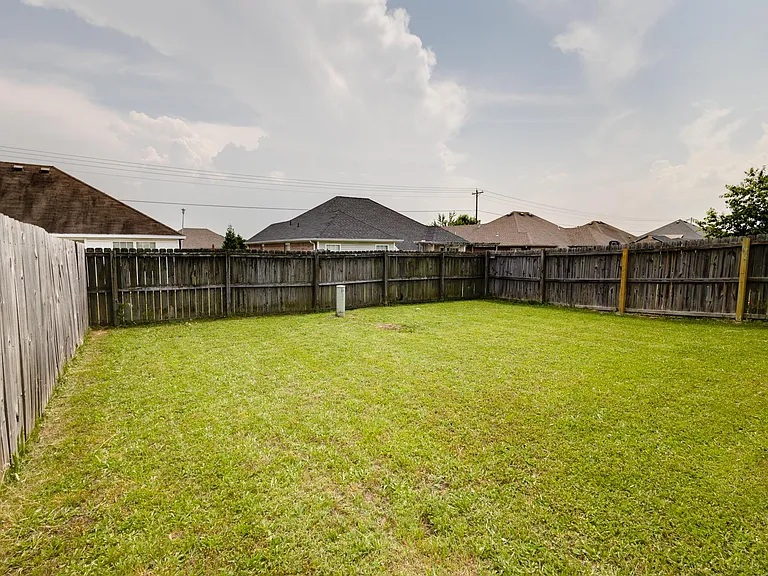 306 E Southern Trace Dr — Photo 20
