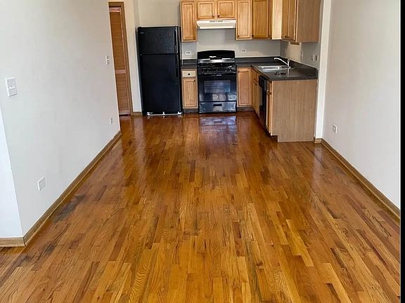 2nd image of 4014 W Wilcox St Unit 3